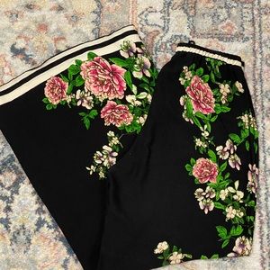 FreeMarket Wide Leg Pan- Size Medium